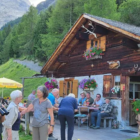 Aparthotel Bergkristall 3*