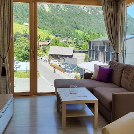 Bergkristall Aparthotel 3*