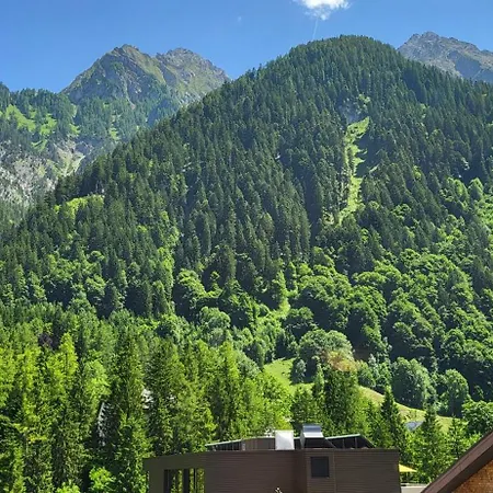 Aparthotel Bergkristall Brand (Vorarlberg)
