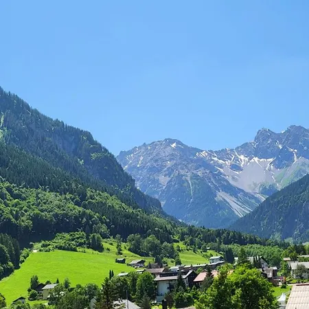 Aparthotel Bergkristall Brand (Vorarlberg)