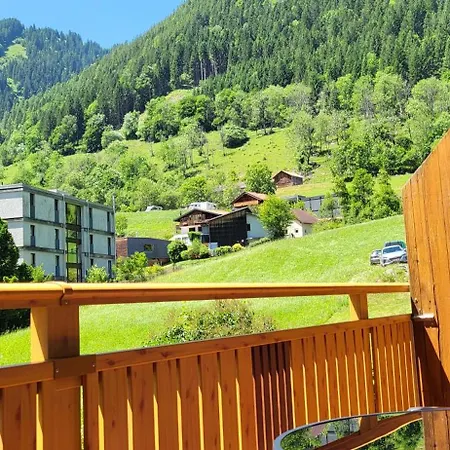 Bergkristall Aparthotel 3*