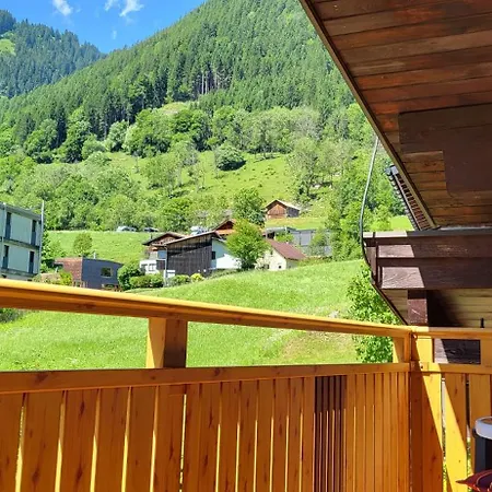 Bergkristall Aparthotel 3*